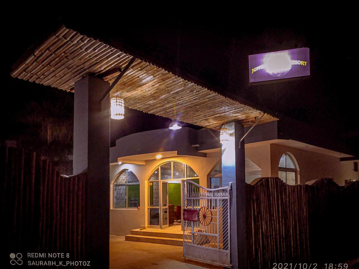 Hotel Jungle Palace Resort Umariā Exteriér fotografie